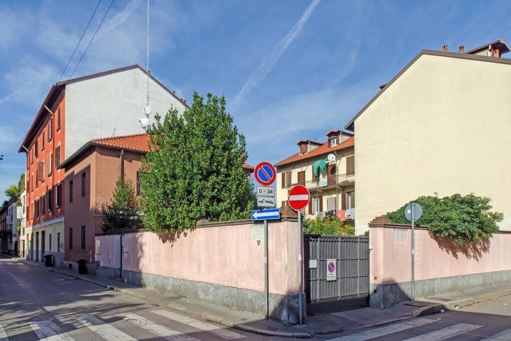 Un Insospettabile Angolo Verde In Citta Lejlighed Milano Eksteriør billede