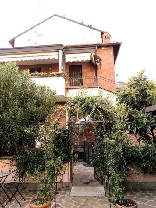 Un Insospettabile Angolo Verde In Citta Lejlighed Milano Eksteriør billede